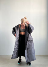 Indlæs billede til gallerivisning SITTINGSUITS - POWER FRAKKE GRÅ - ONE SIZE